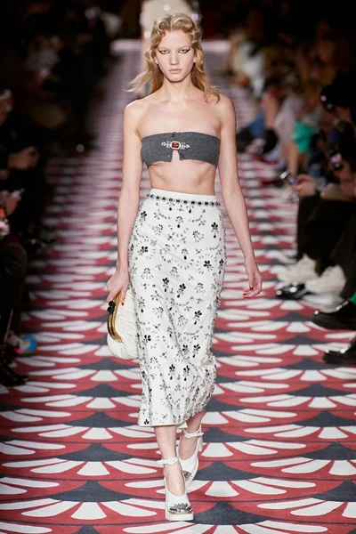 Look 58